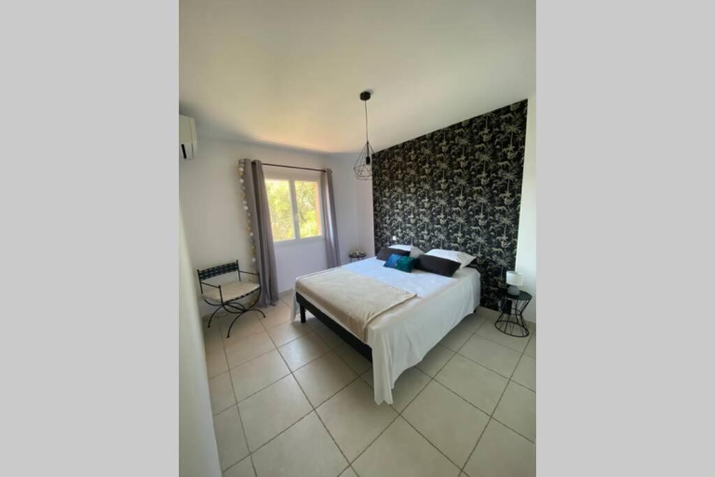 Joli F3 De 60M2 Avec Balcon Apartment Bastelicaccia Exterior photo